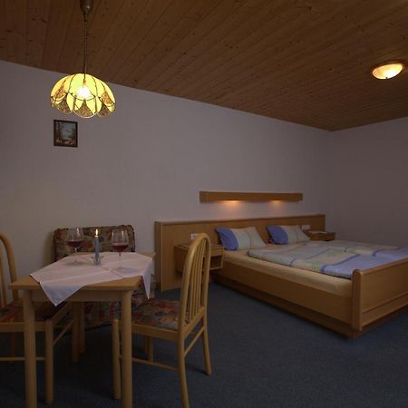 Gastehaus Reichle Hotel Tannheim Buitenkant foto