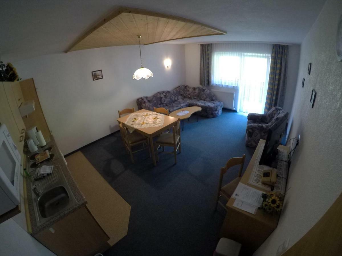 Gastehaus Reichle Hotel Tannheim Buitenkant foto