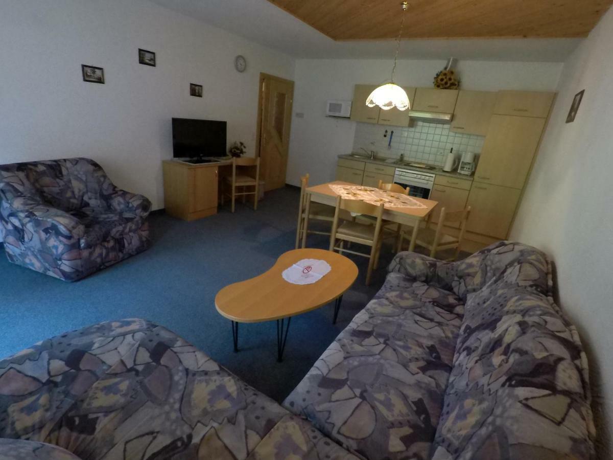 Gastehaus Reichle Hotel Tannheim Buitenkant foto